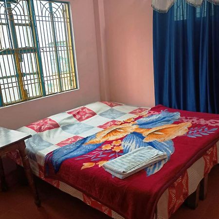 Tiwari Palace Modern Vision Guest House Varanasi Luaran gambar