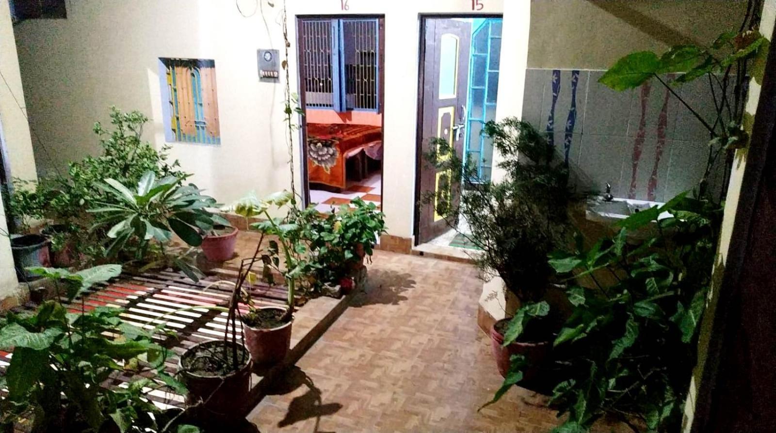 Tiwari Palace Modern Vision Guest House Varanasi Luaran gambar